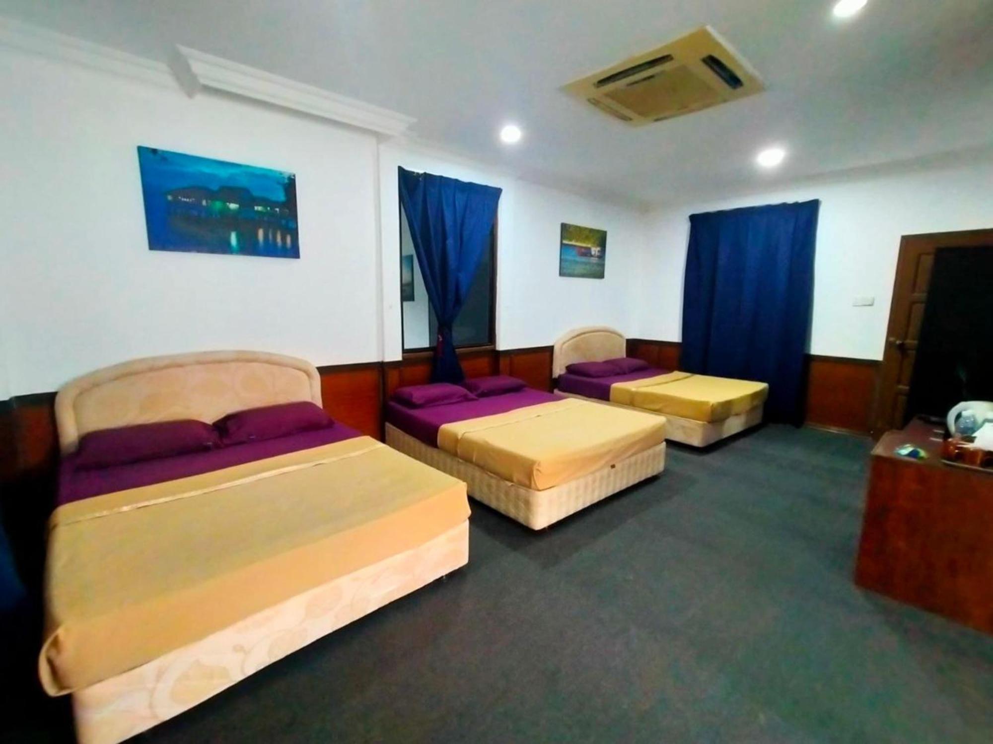 Capital O 91118 Chalet Seri Idaman Bayan Lepas Exterior foto