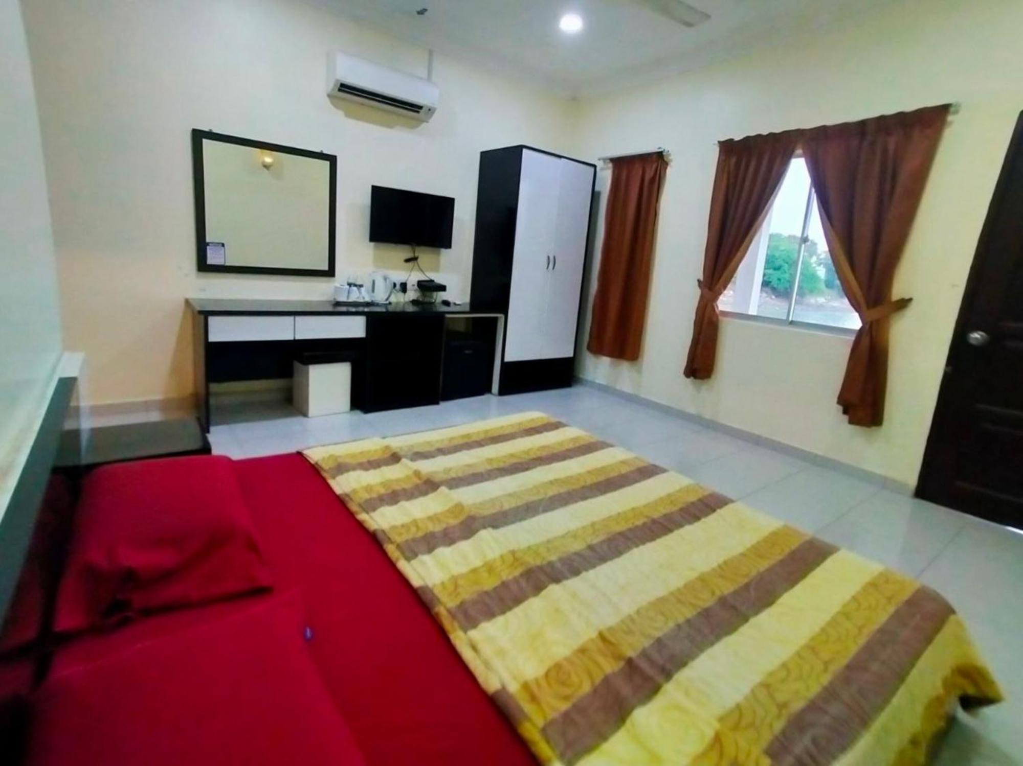 Capital O 91118 Chalet Seri Idaman Bayan Lepas Exterior foto