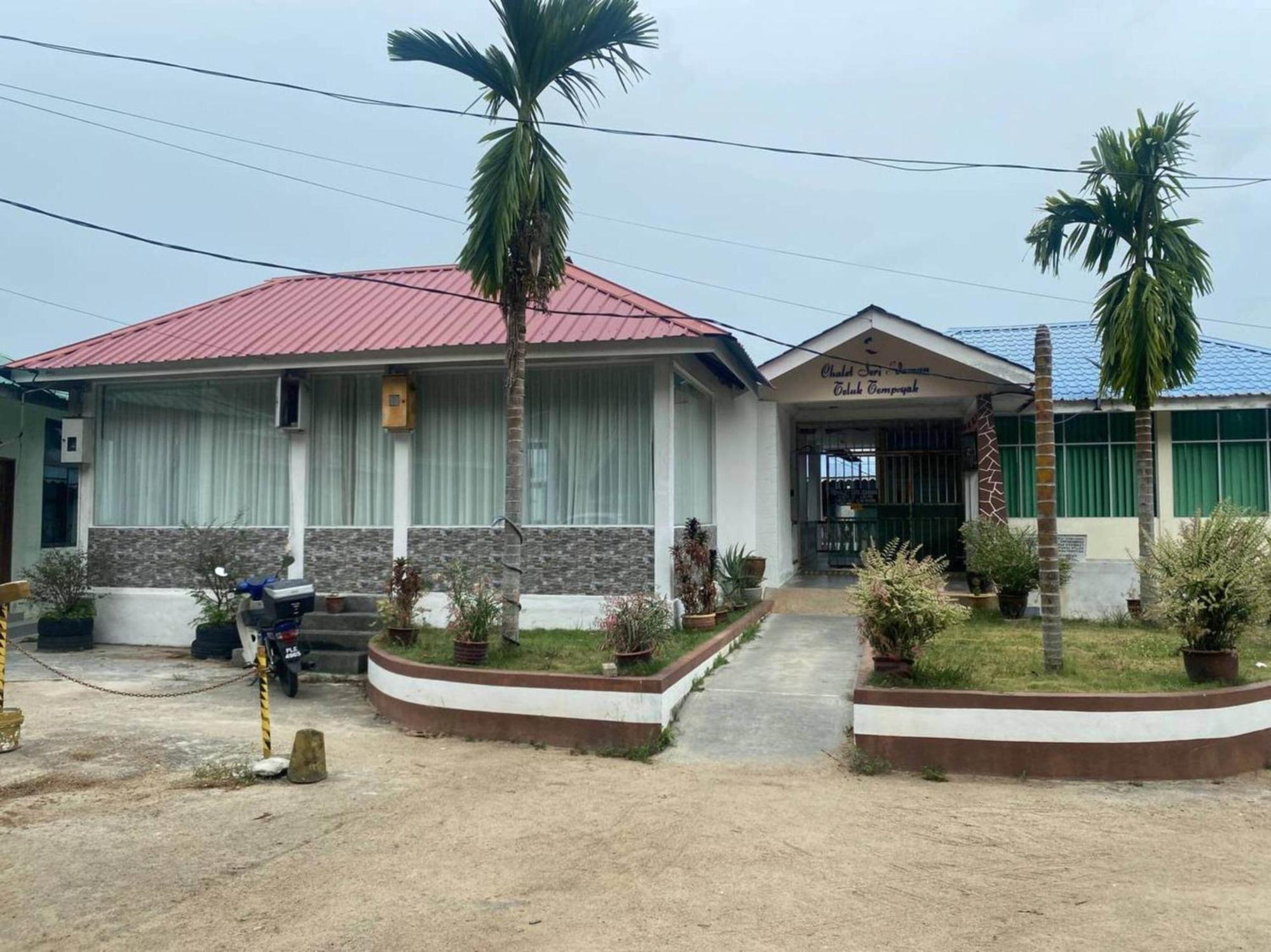 Capital O 91118 Chalet Seri Idaman Bayan Lepas Exterior foto